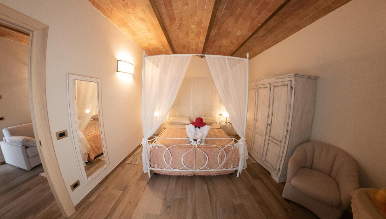 I Due Cipressi Konuk evi Torrenieri Dış mekan fotoğraf